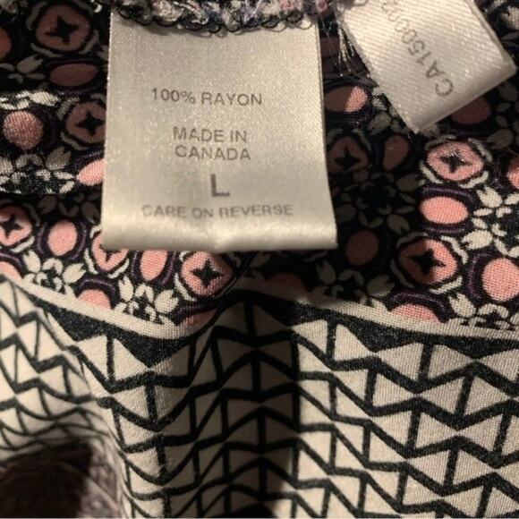 New York & Company Sleeveless Tunic Top Asymmetrical Hem Large - Picture 4 of 4